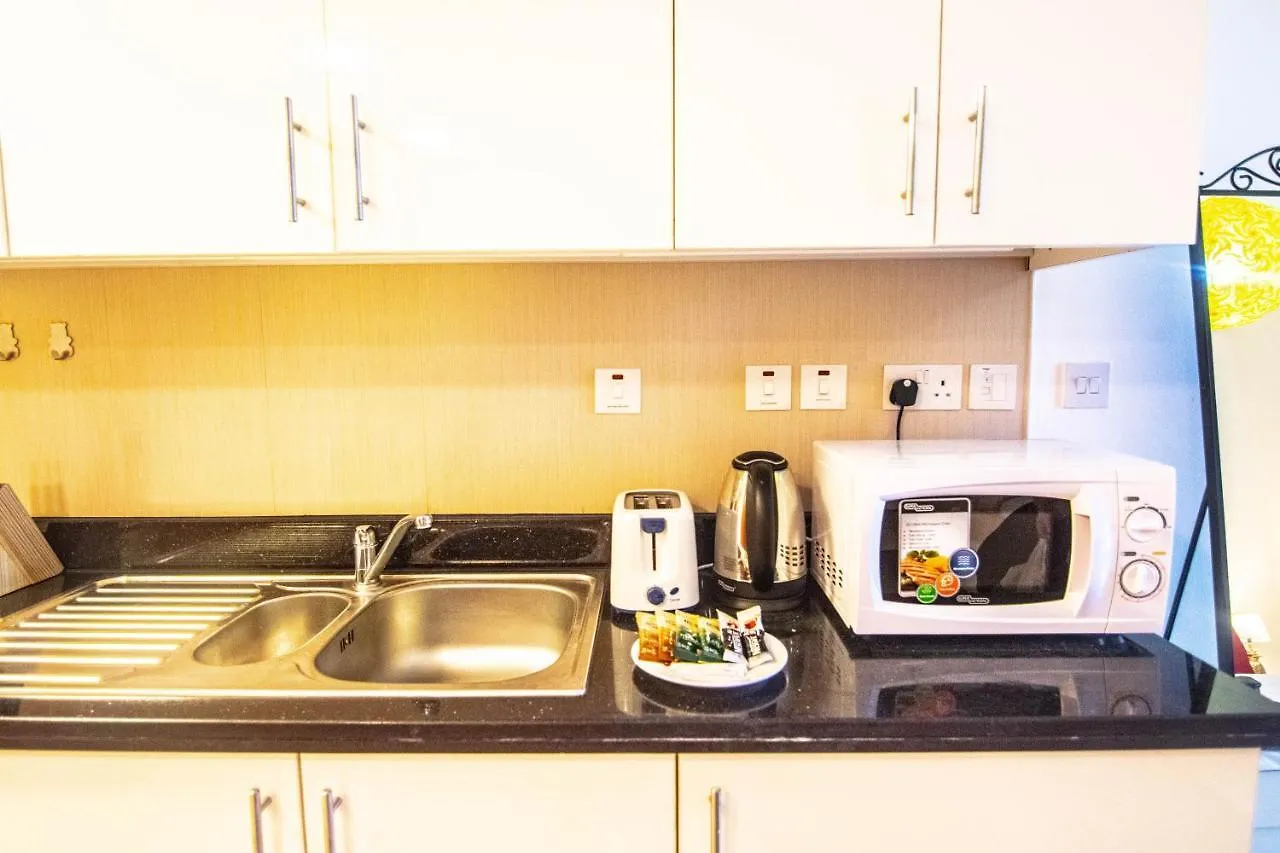 Lux Bnb Studio Park Tower Difc Dubai